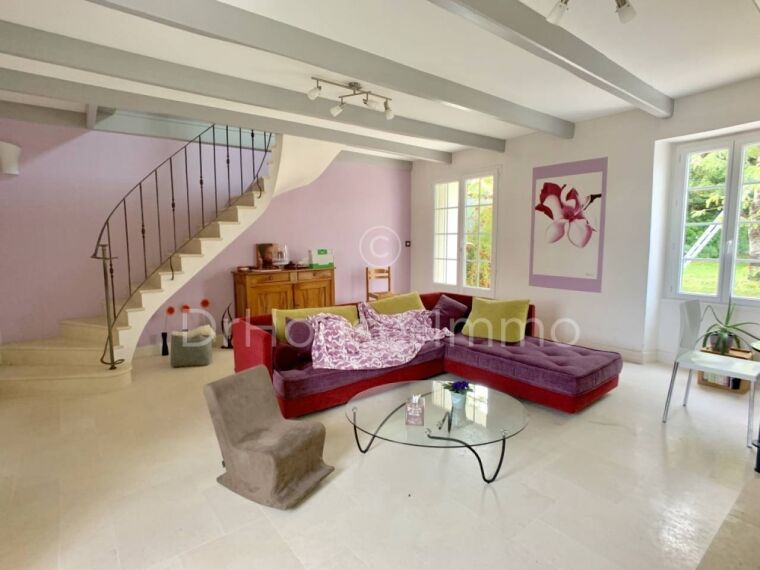 Maison/villa vente 6 pièces Saint-Sauveur-d'Aunis 160m²