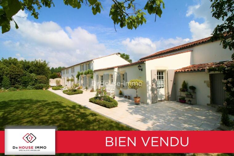 Maison/villa vente 8 pièces La Rochelle 218m²