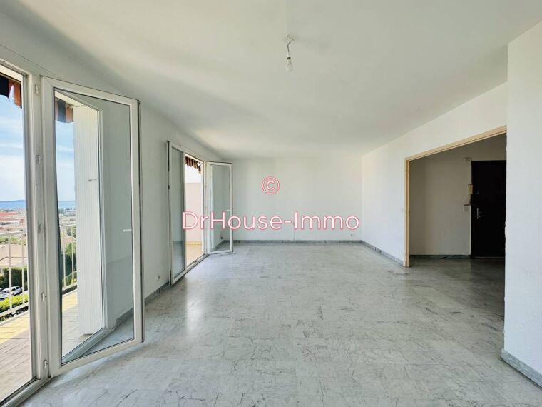 Vente Appartement 60m² 3 Pièces à Cagnes-sur-Mer (06800) - Dr House-Immo