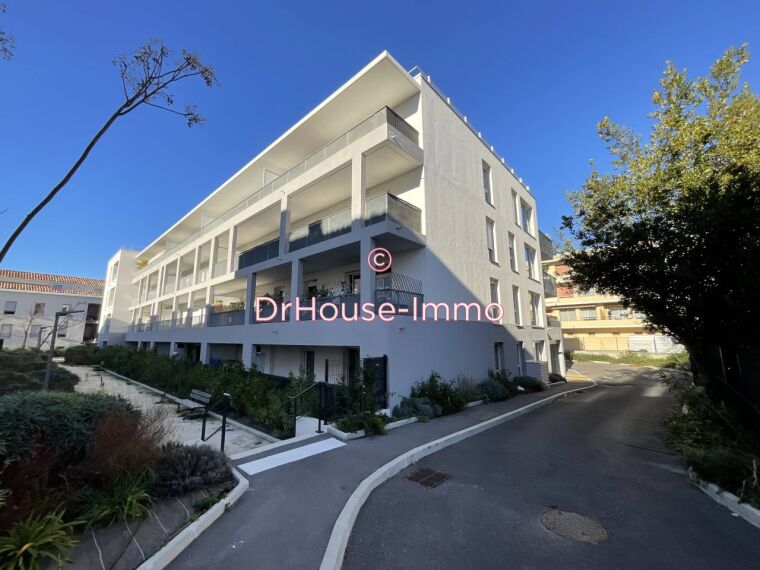 Vente Appartement 73m² 3 Pièces à Six-Fours-les-Plages (83140) - Dr House-Immo