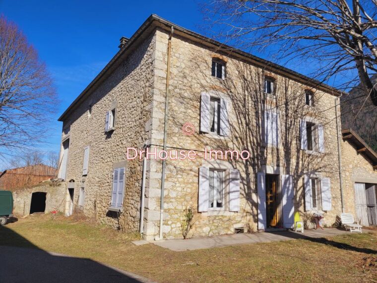Vente Maison 100m² 5 Pièces à Saint-Agnan-en-Vercors (26420) - Dr House-Immo