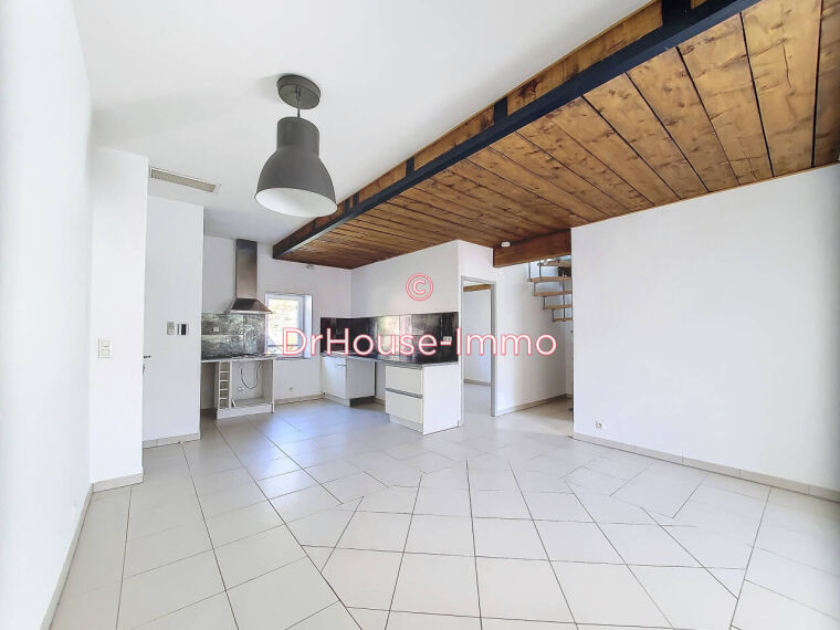 Vente Appartement 45m² 3 Pièces à Roquefort-la-Bédoule (13830) - Dr House-Immo