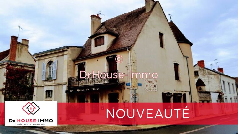 Vente Maison 246m² 6 Pièces à Saint-Amand-Montrond (18200) - Dr House-Immo