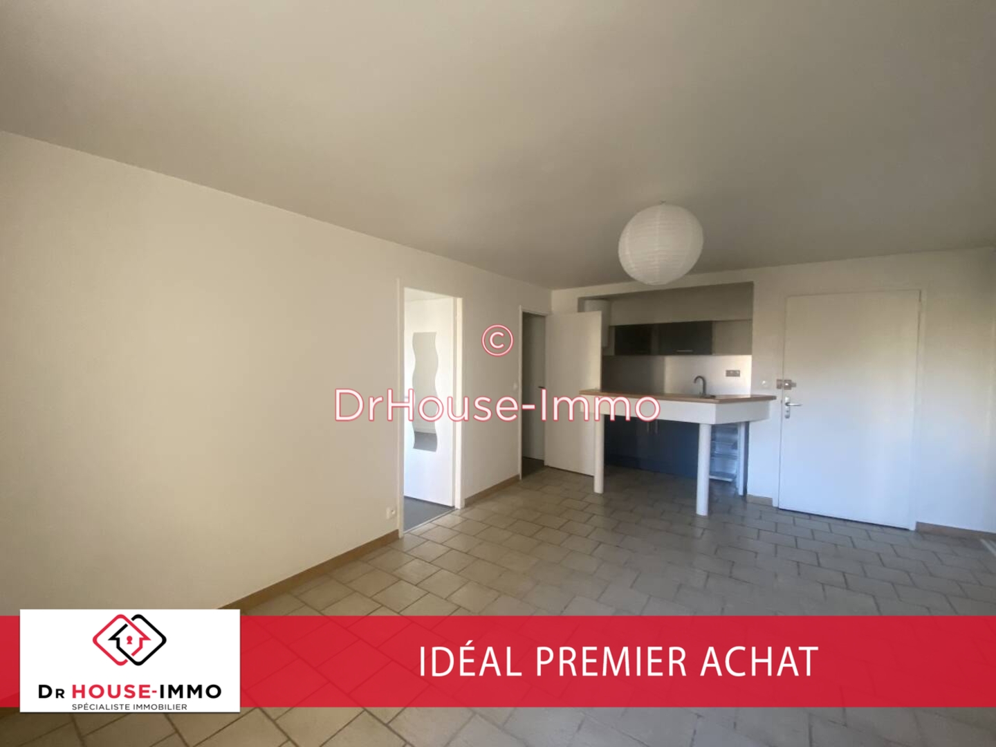 Photo 1 : Vente Appartement 2 pièces Saint-Médard-en-Jalles 33 m²