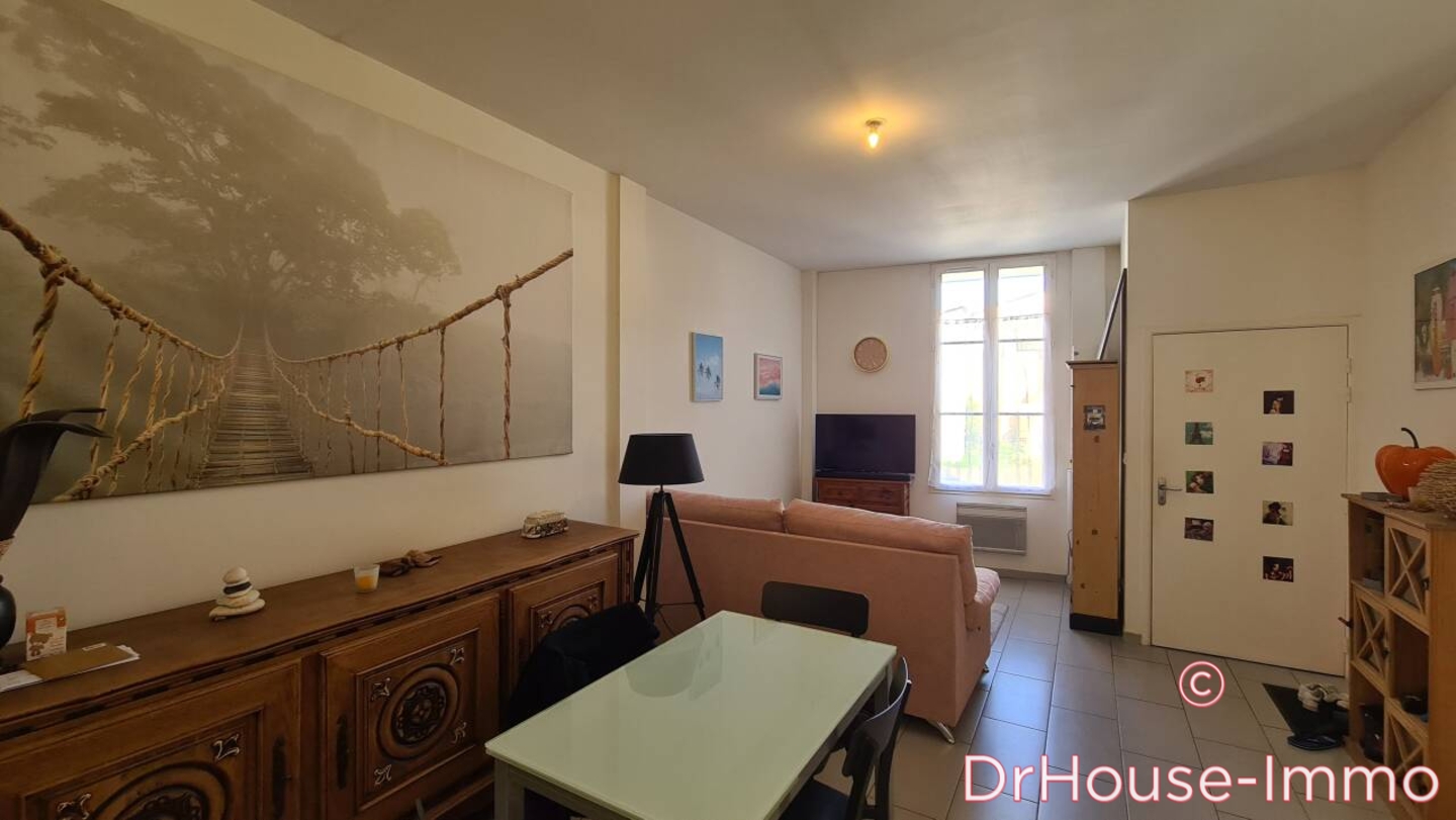 Photo 2 : Vente Immeuble 6 pièces Saint-André-de-Cubzac 93 m²