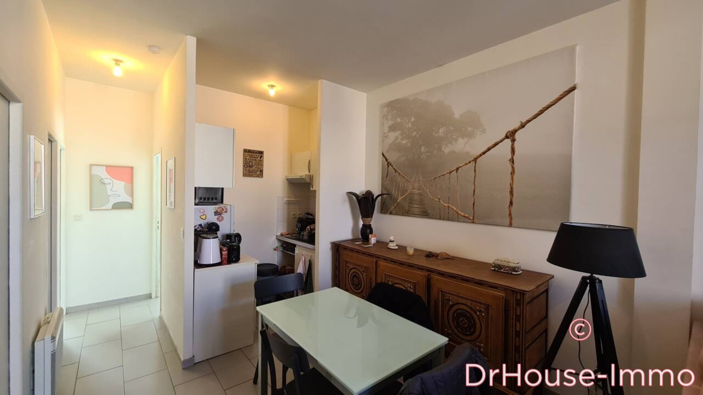 Photo 1 : Vente Immeuble 6 pièces Saint-André-de-Cubzac 93 m²