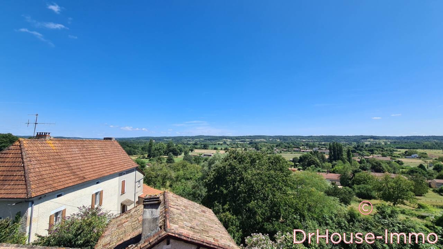 Photo 3 : Vente Maison 6 pièces Douzillac 154 m²