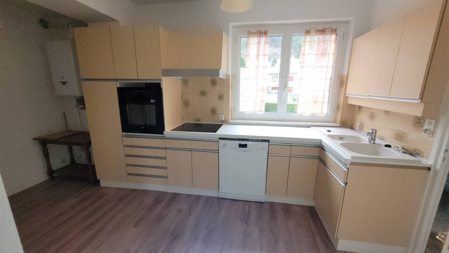 Photo 2 : Location Appartement 3 pièces Ceyrat 83 m²