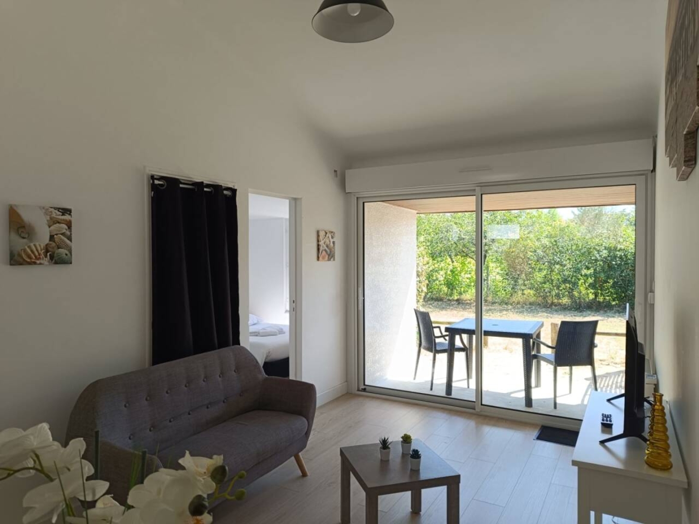Photo 2 : Location Appartement 2 pièces Saint-Michel-en-l'Herm 29 m²