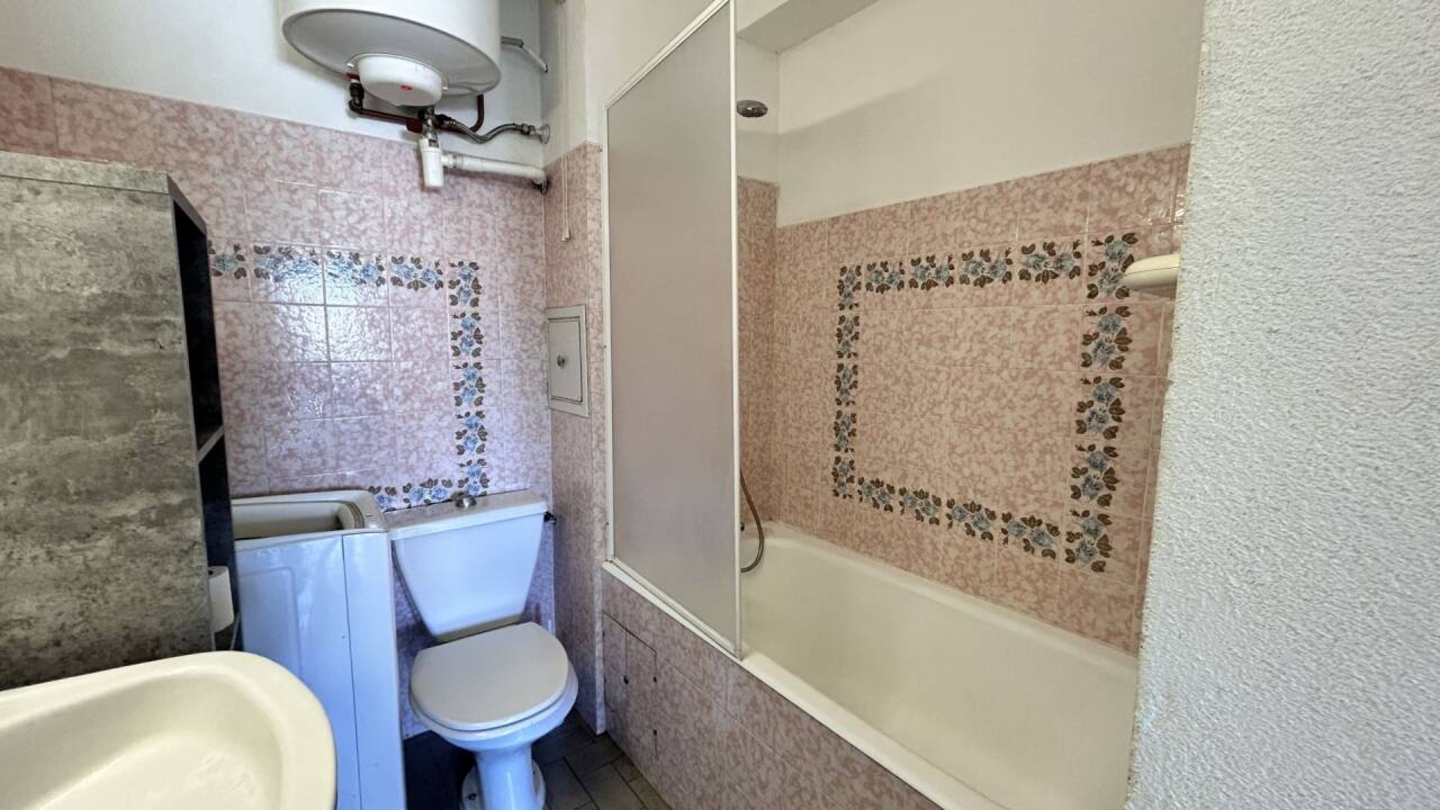 Photo 3 : Location Appartement 1 pièce Fréjus 20 m²