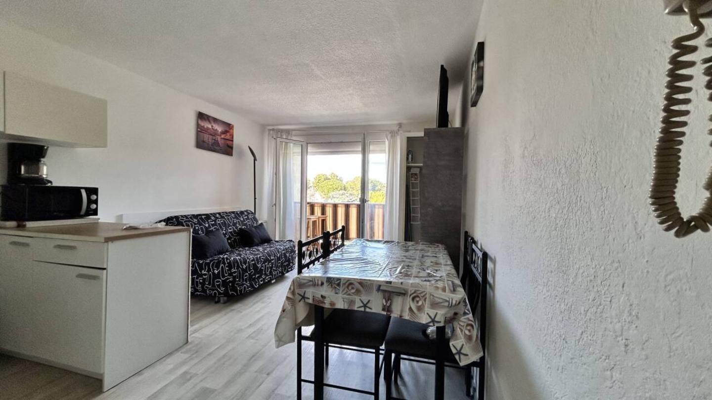 Photo 2 : Location Appartement 1 pièce Fréjus 20 m²