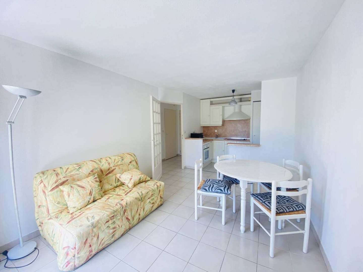 Photo 3 : Location Appartement 2 pièces Saint-Raphaël 33 m²