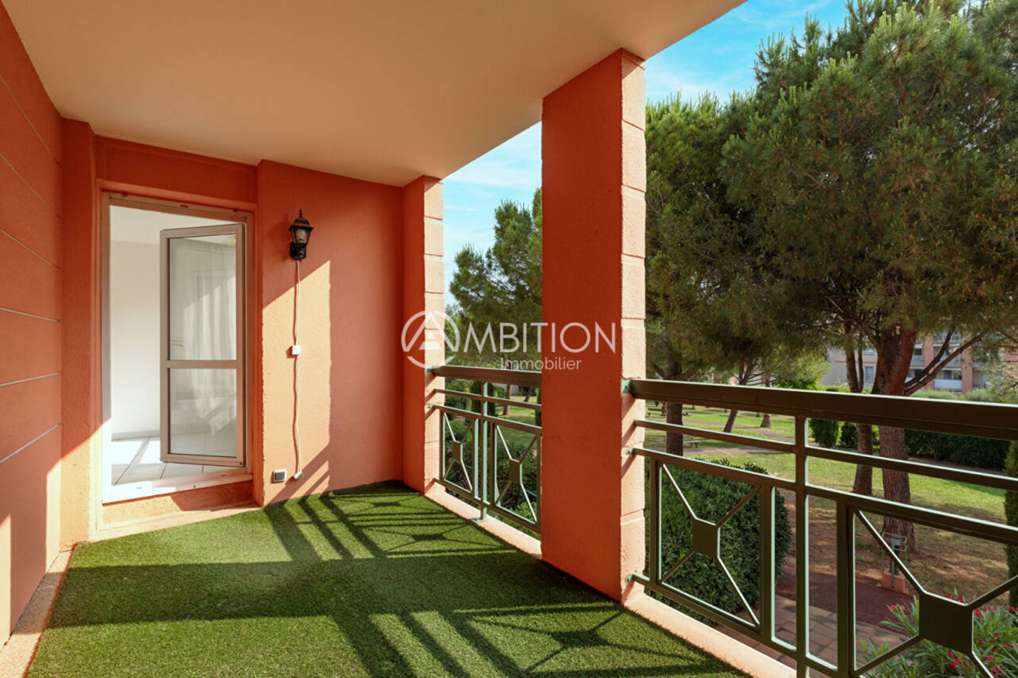 Photo 2 : Vente Appartement 2 pièces Fréjus 51 m²