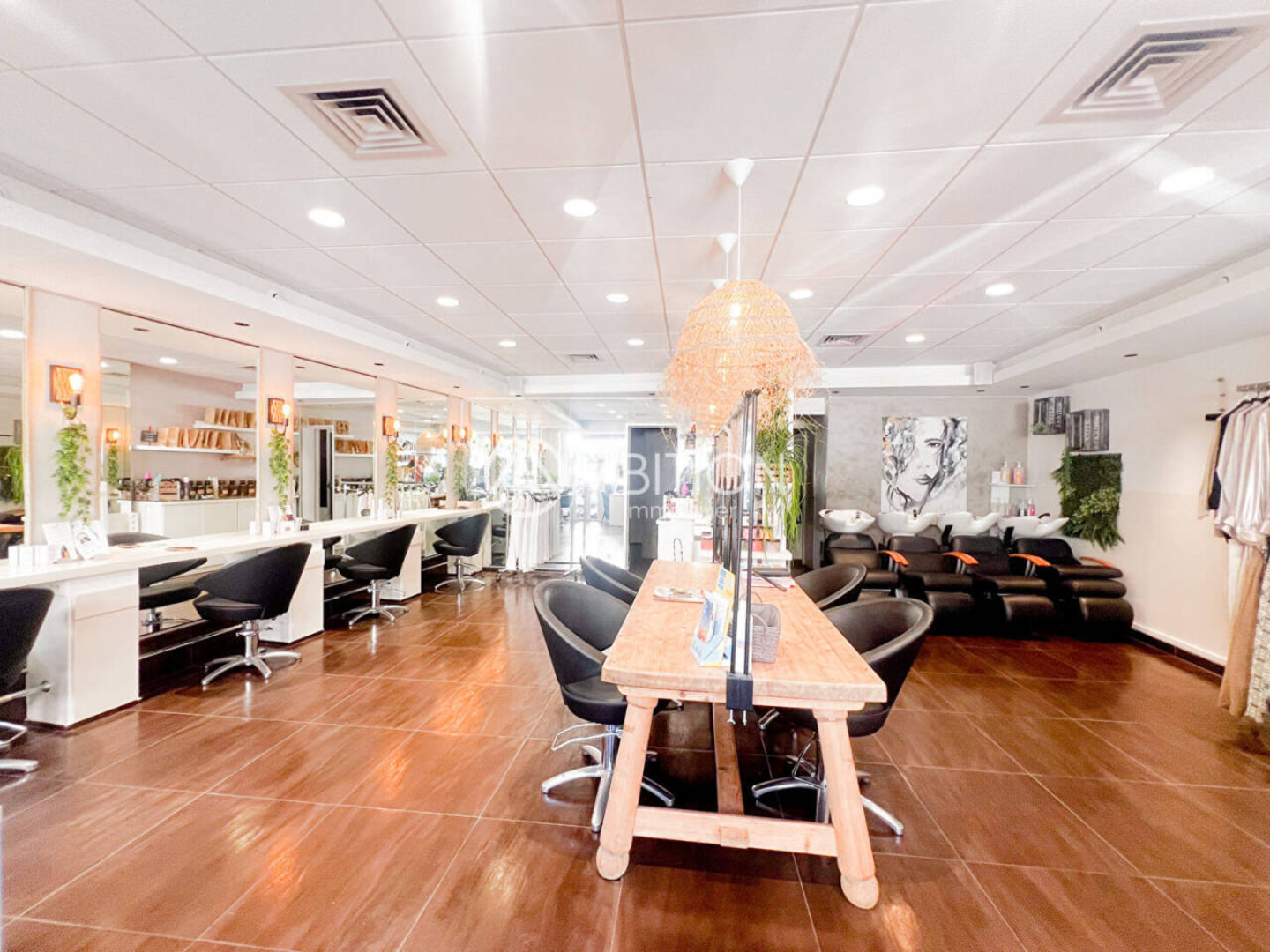 Photo 2 : Vente Commerce Cannes 78 m²