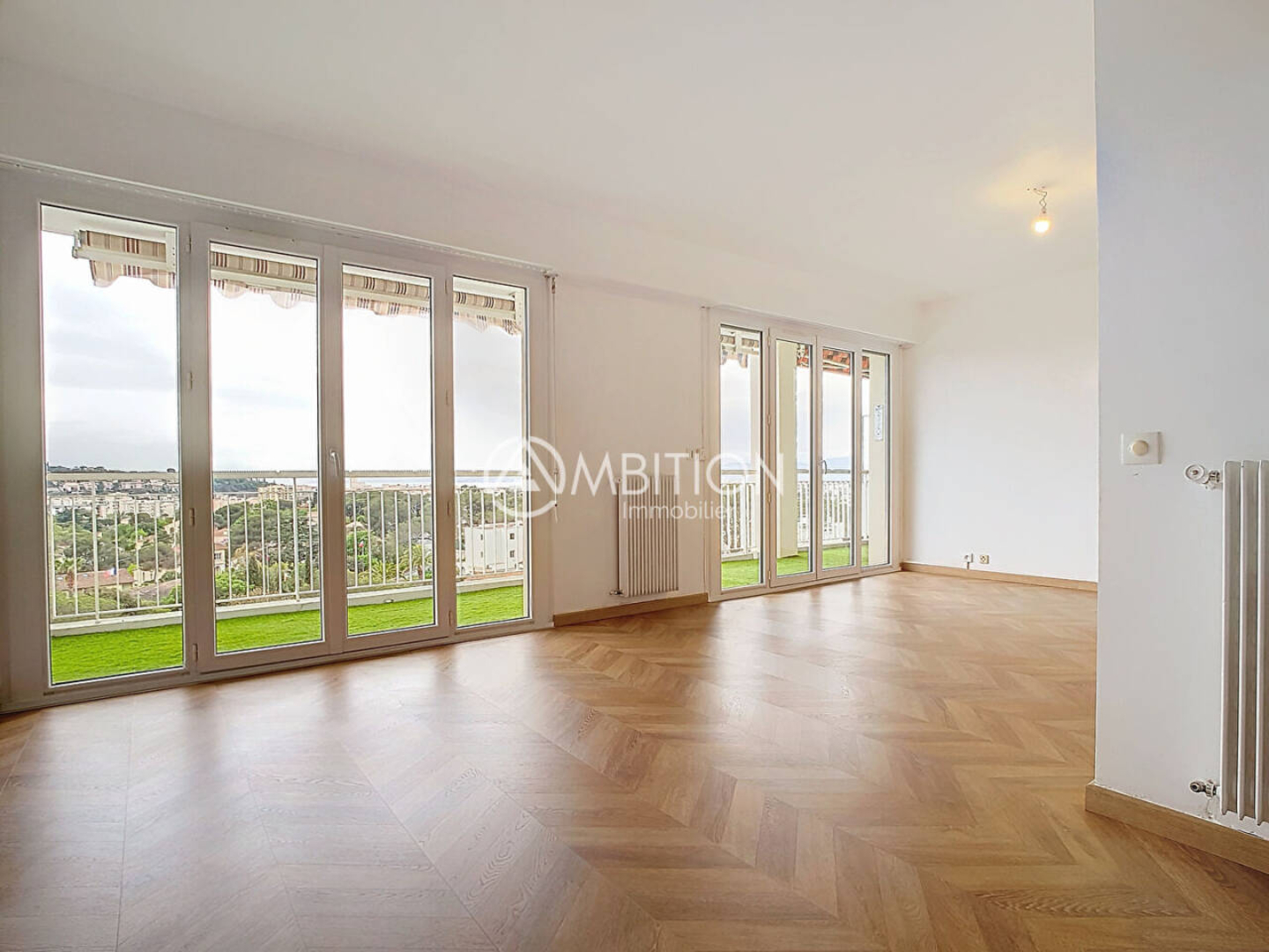 Photo 3 : Vente Appartement 4 pièces Saint-Raphaël 73 m²