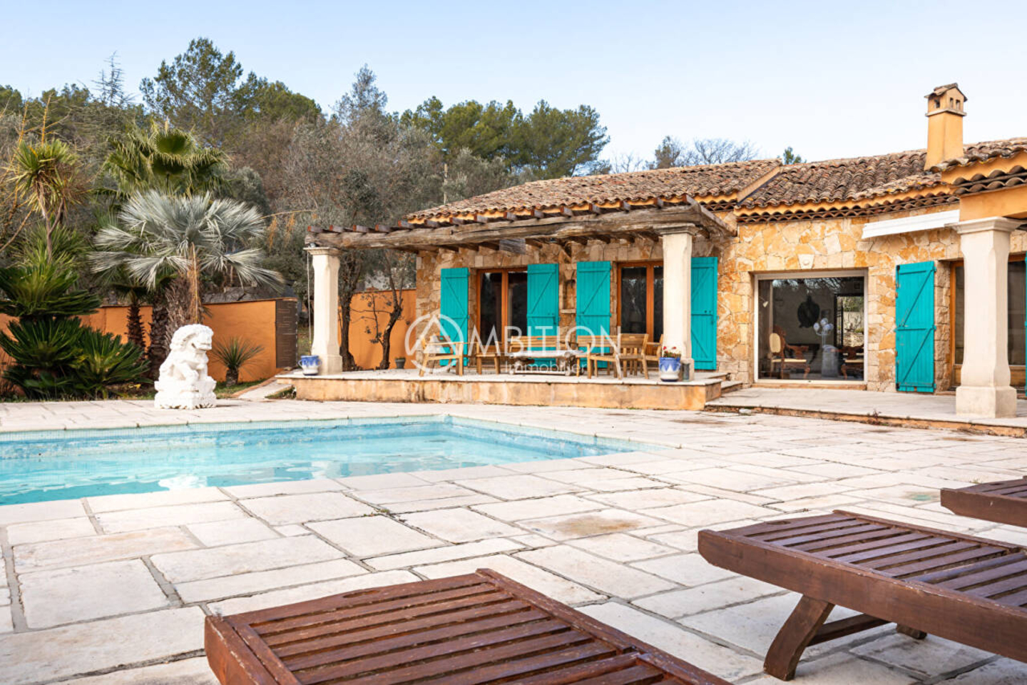 Photo 1 : Vente Maison 7 pièces Figanières 190 m²
