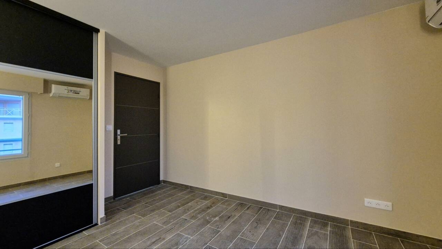 Photo 2 : Vente Appartement 3 pièces Fréjus 53 m²
