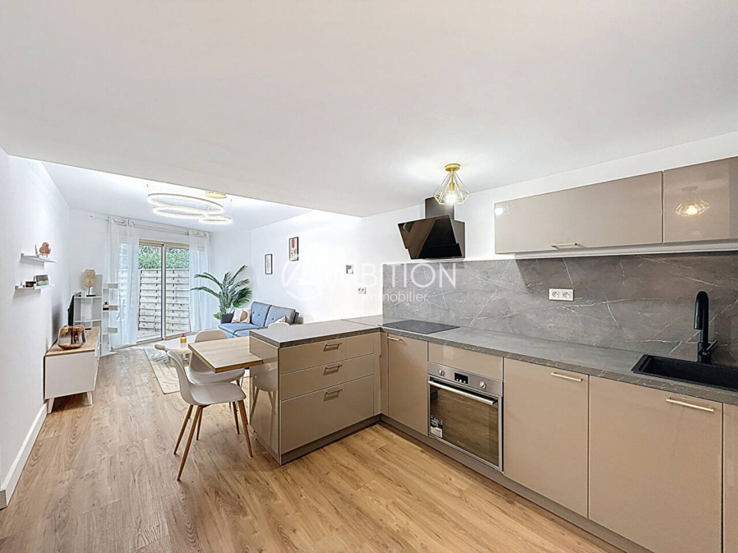 Photo 3 : Vente Appartement 2 pièces Cannes 50 m²