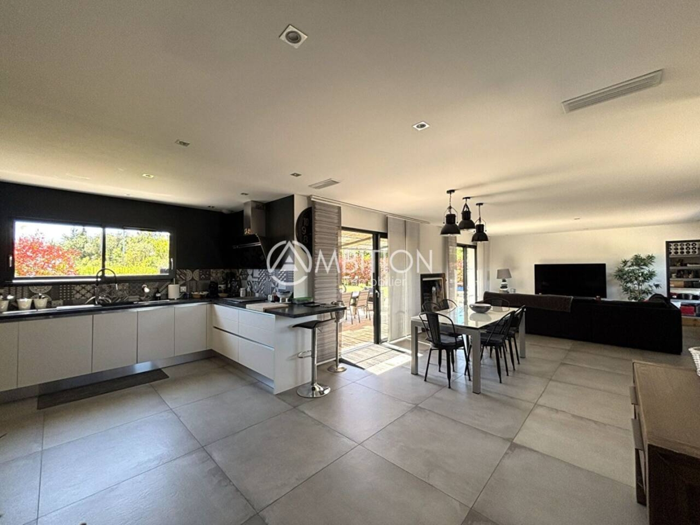 Photo 2 : Vente Maison 6 pièces Montauroux 133 m²