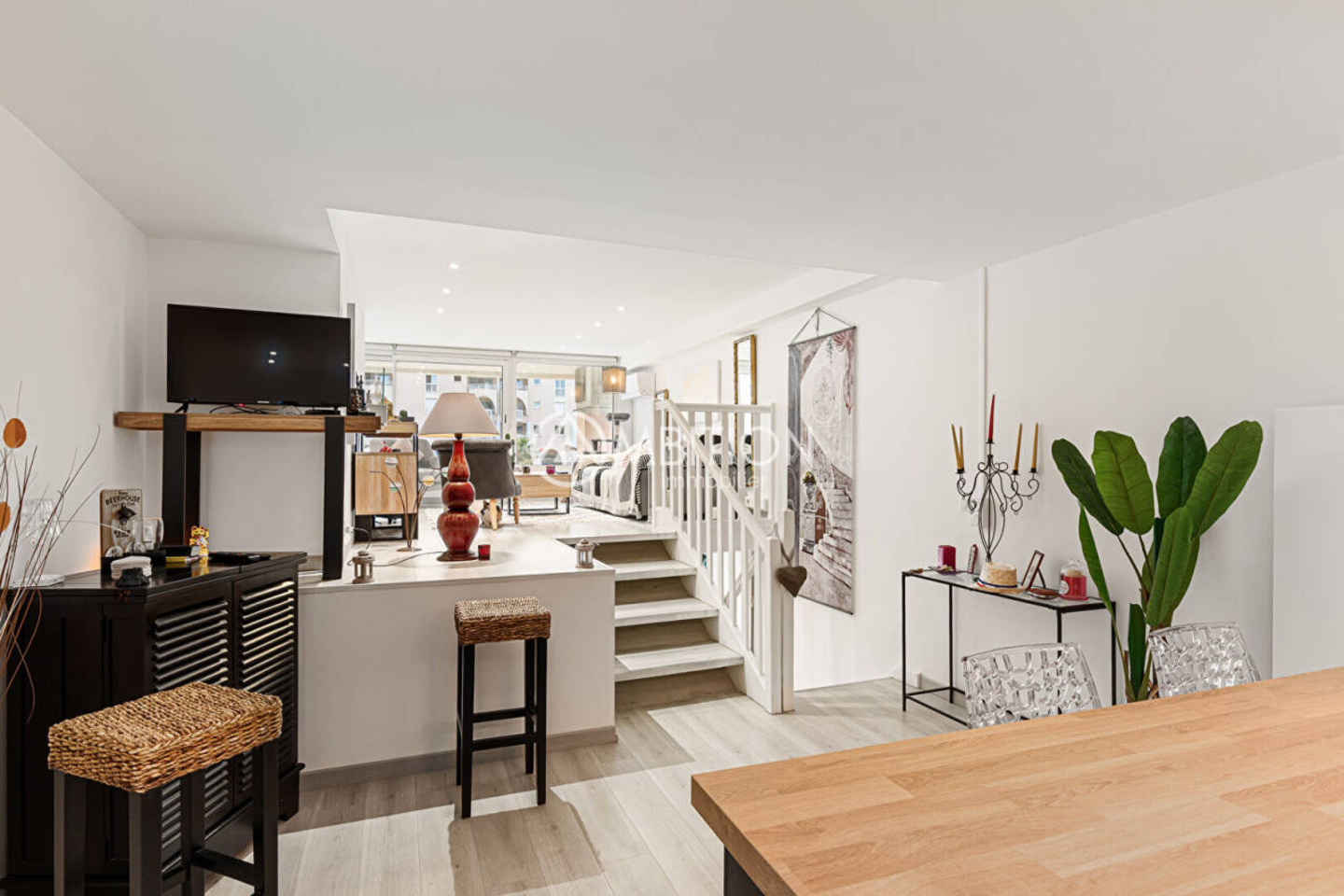 Photo 3 : Vente Loft / Atelier 3 pièces Fréjus 89 m²