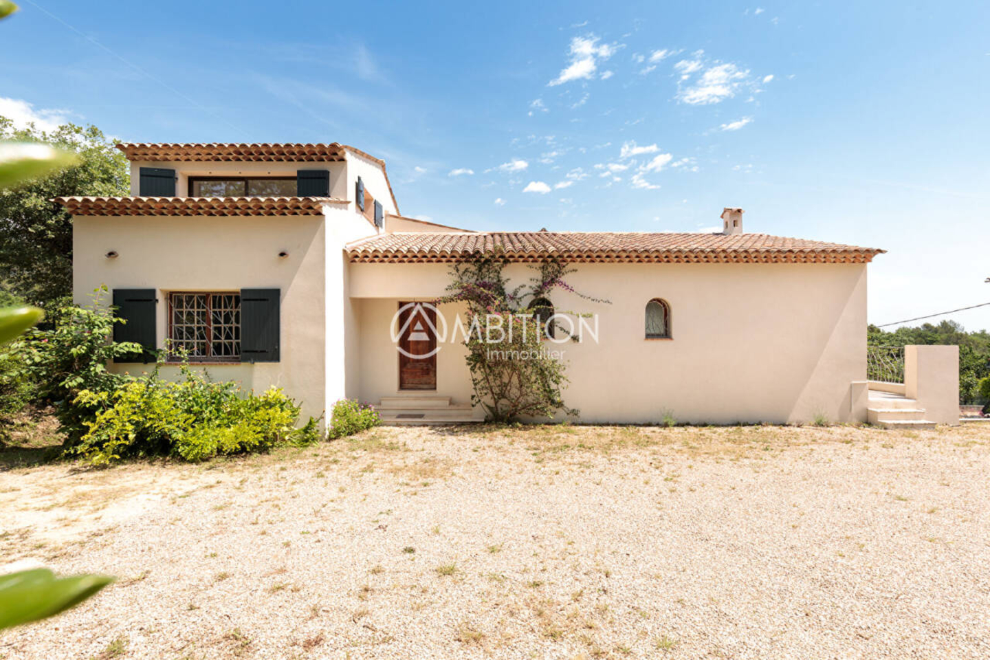 Photo 3 : Vente Maison 7 pièces Le Rouret 186 m²