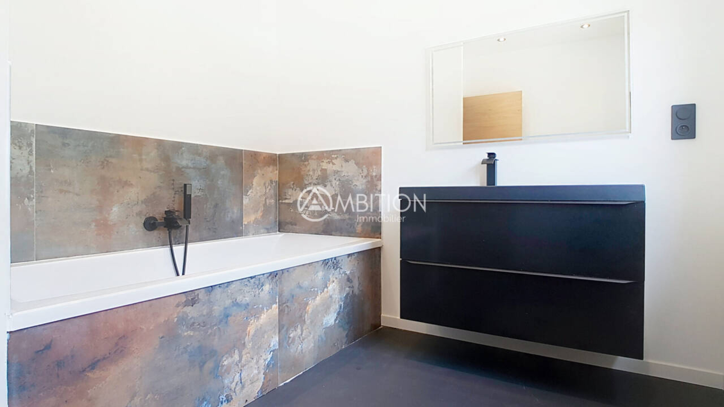Photo 1 : Vente Maison 5 pièces Saint Aygulf 157 m²
