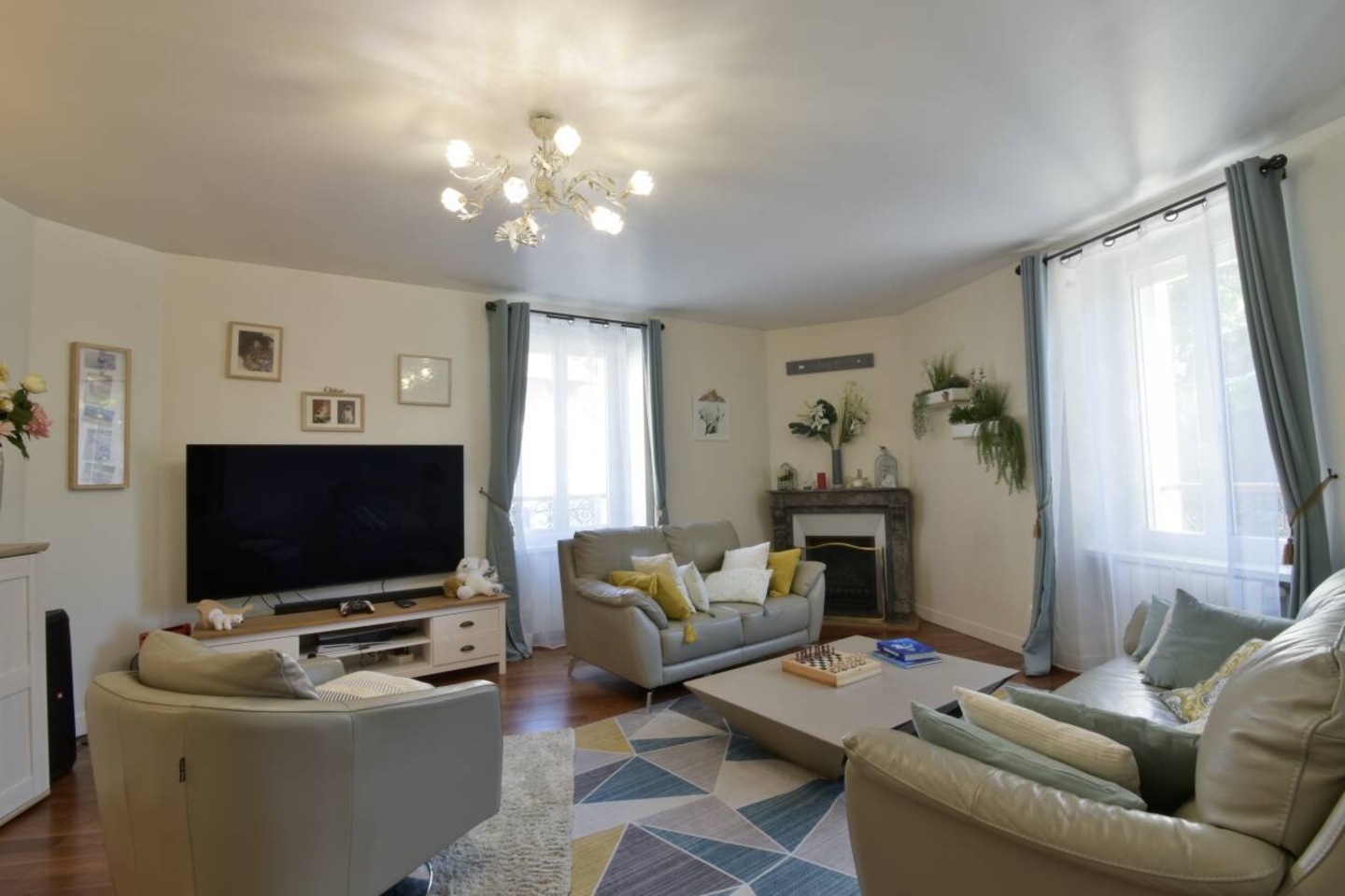 Photo 1 : Vente Maison 8 pièces Breuil-Bois-Robert 250 m²
