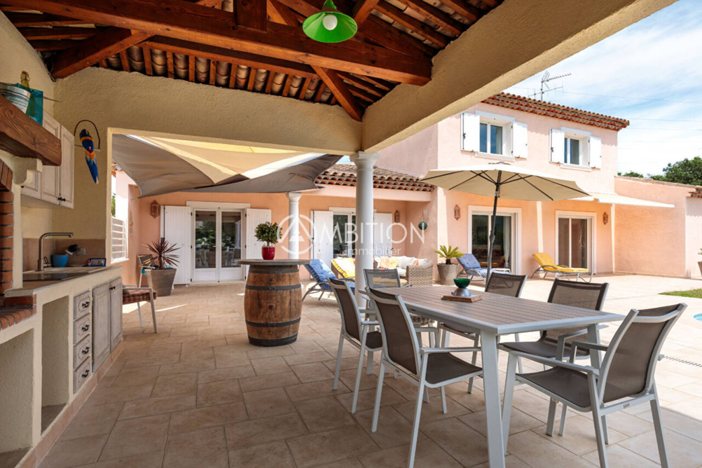 Photo 2 : Vente Maison 8 pièces Mouans-Sartoux 267 m²