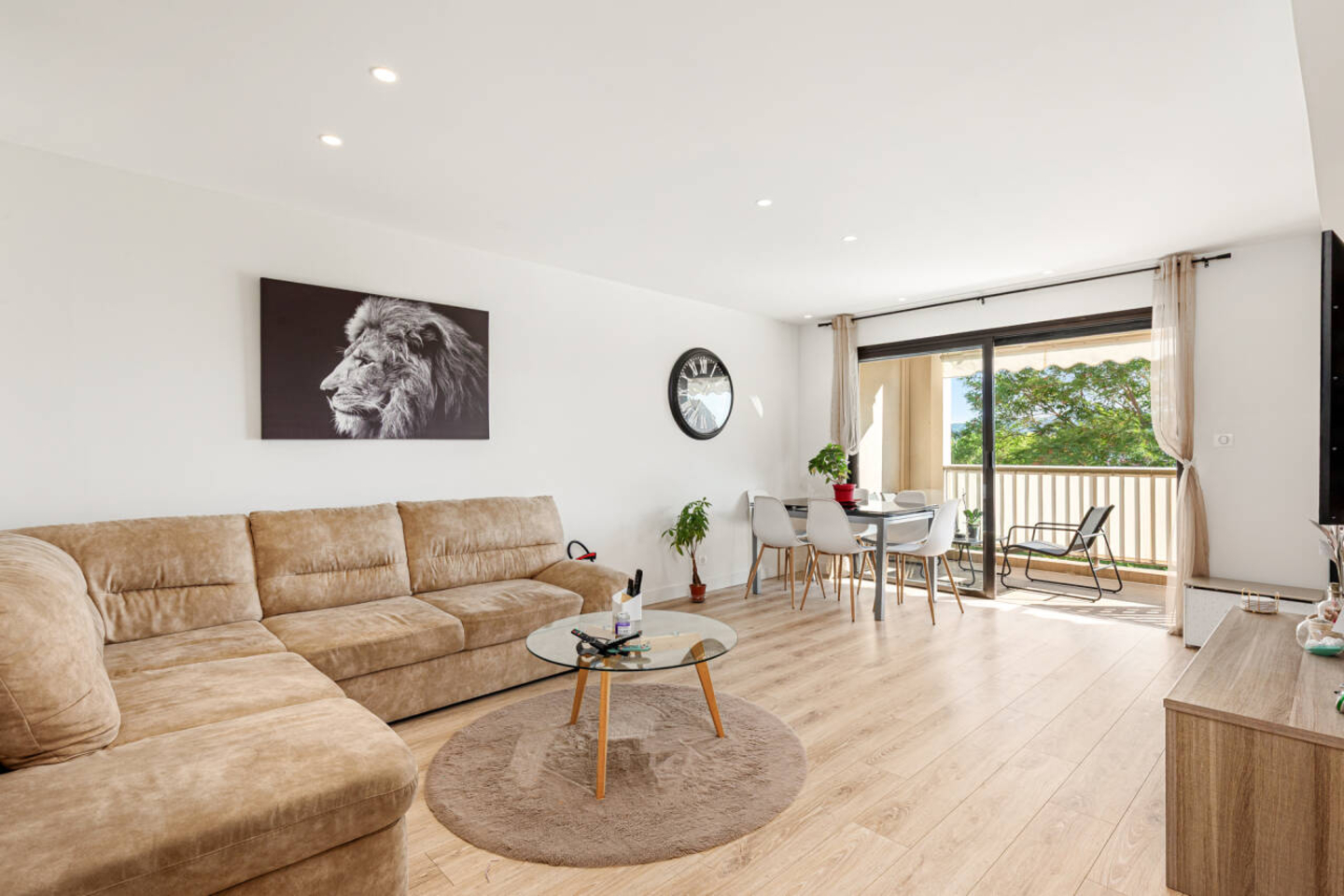 Photo 2 : Vente Appartement 4 pièces Le Cannet 83 m²