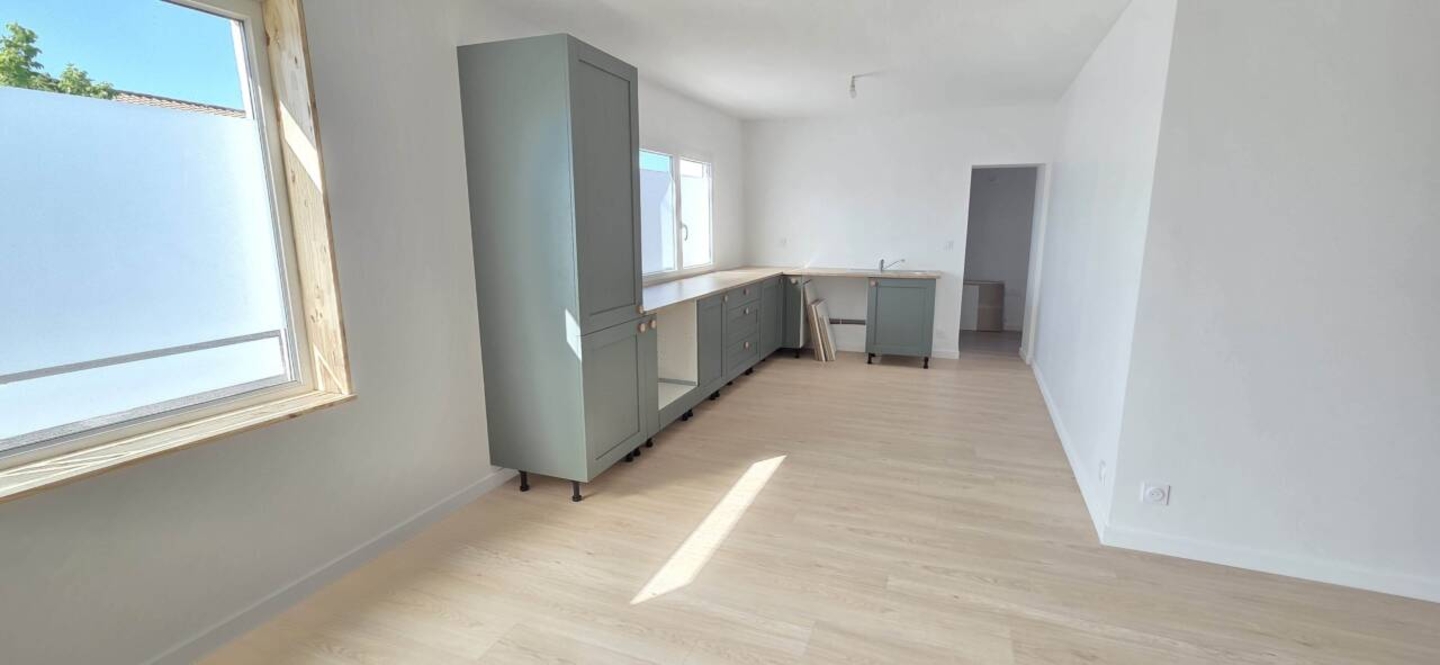 Photo 3 : Vente Maison 3 pièces Ambarès-et-Lagrave 87 m²
