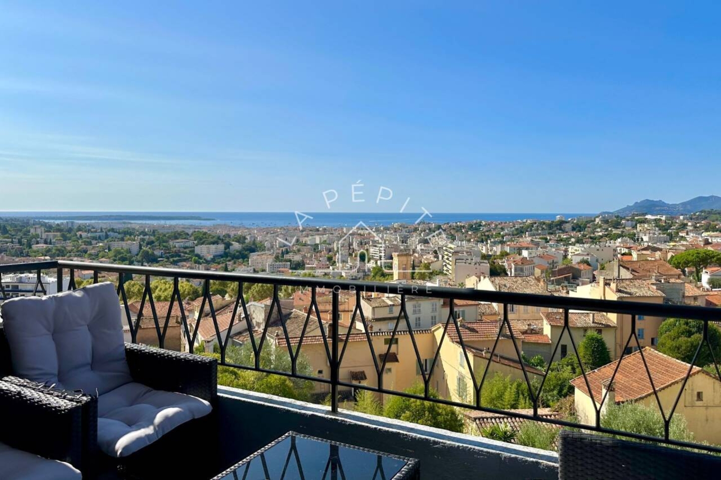 Photo 1 : Vente Appartement 2 pièces Le Cannet 58 m²