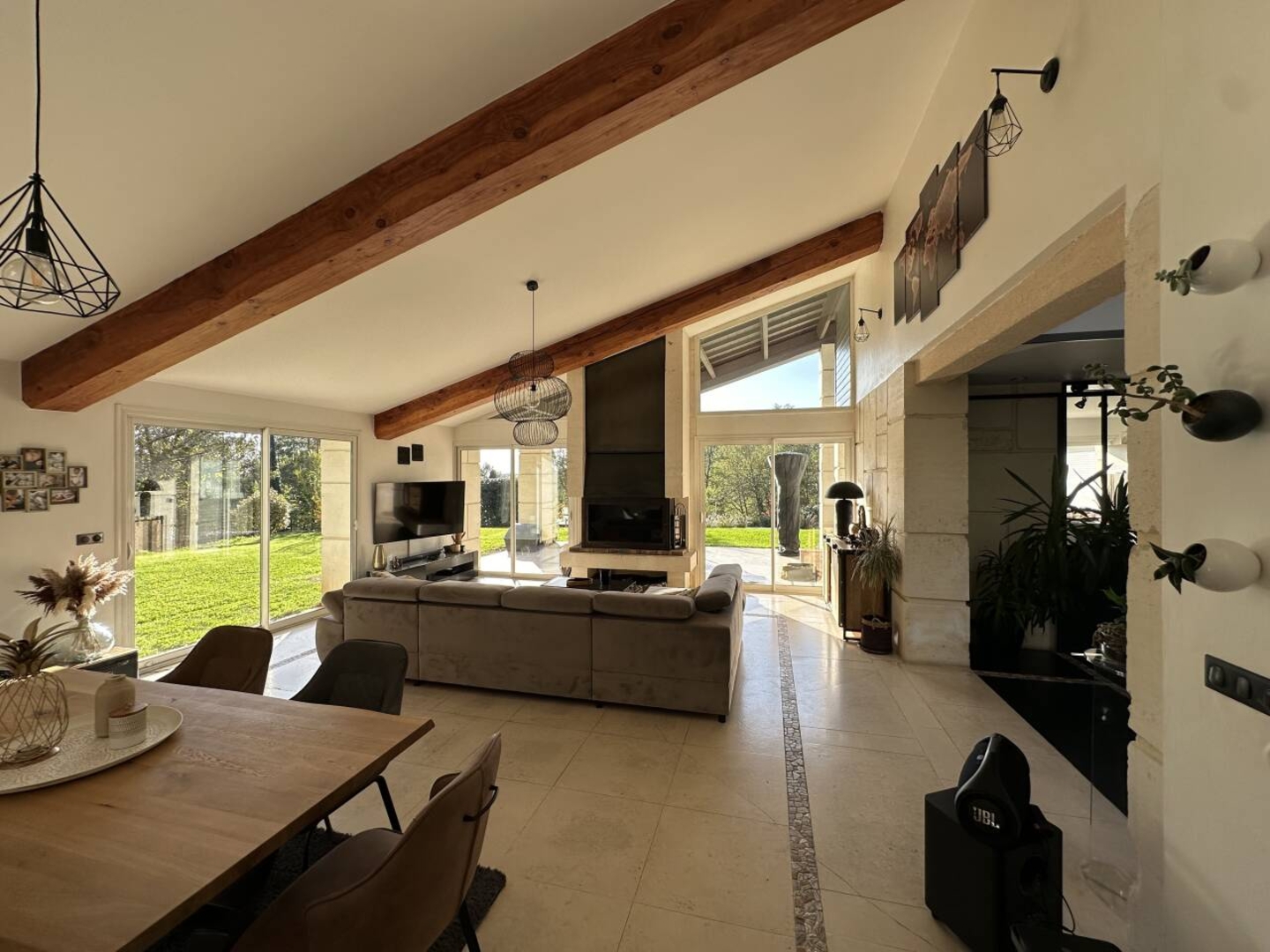 Photo 2 : Vente Maison 9 pièces Chancelade 200 m²
