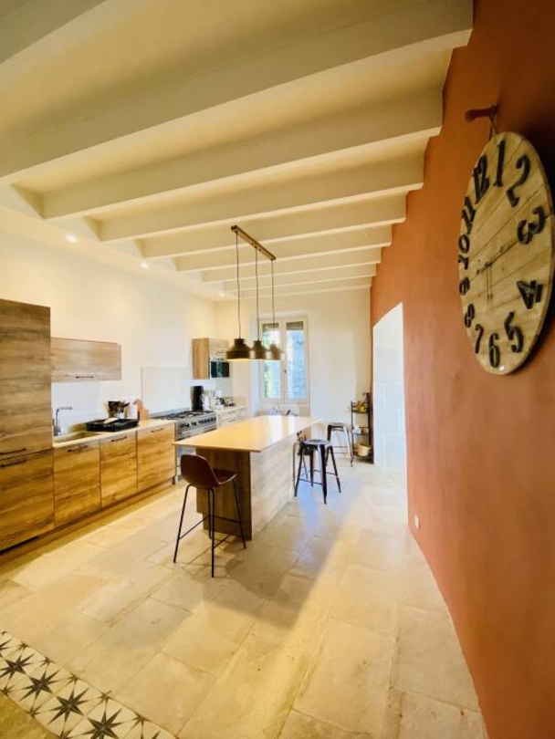 Photo 3 : Vente Maison 6 pièces La Garde-Adhémar 260 m²