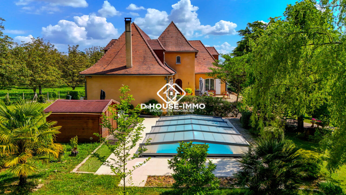 Photo 2 : Vente Maison 7 pièces Négrondes 365 m²