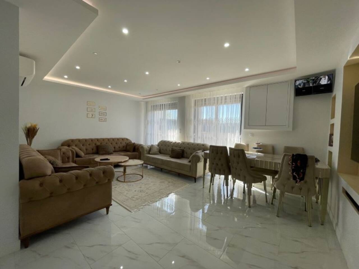 Photo 2 : Vente Maison 6 pièces Villefranche-sur-Saône 156 m²