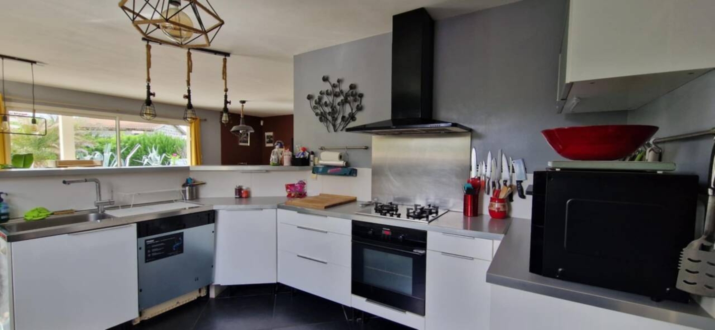 Photo 3 : Vente Maison 6 pièces Sainte-Eulalie 130 m²