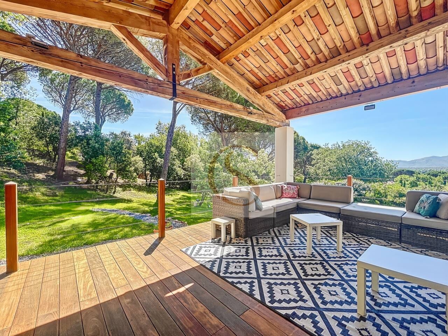 Photo 2 : Vente Maison 5 pièces Vidauban 150 m²