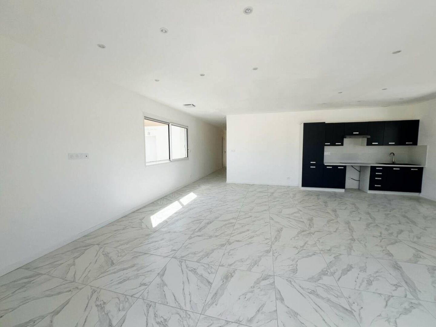 Photo 2 : Vente Maison 4 pièces Capestang 110 m²