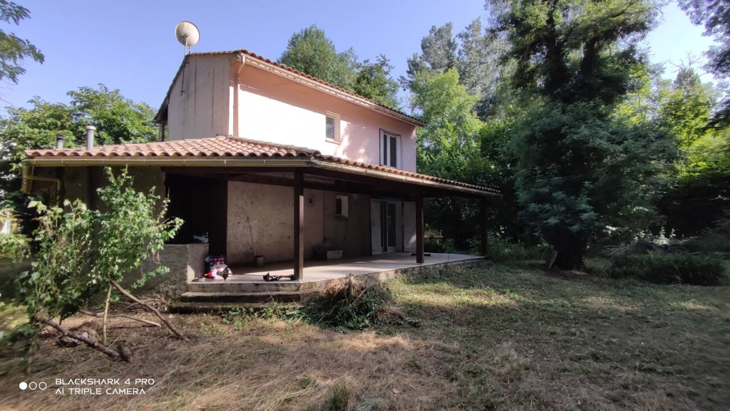 Photo 1 : Vente Maison 5 pièces Saint-Pardoux-Isaac 76 m²