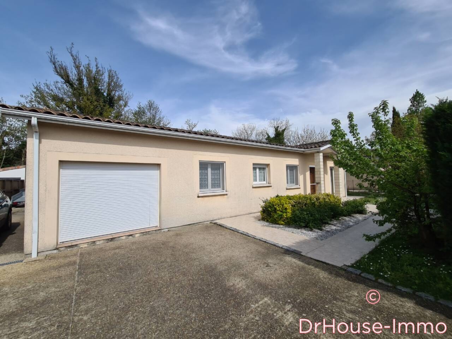 Photo 1 : Vente Maison 5 pièces Ambarès-et-Lagrave 146 m²