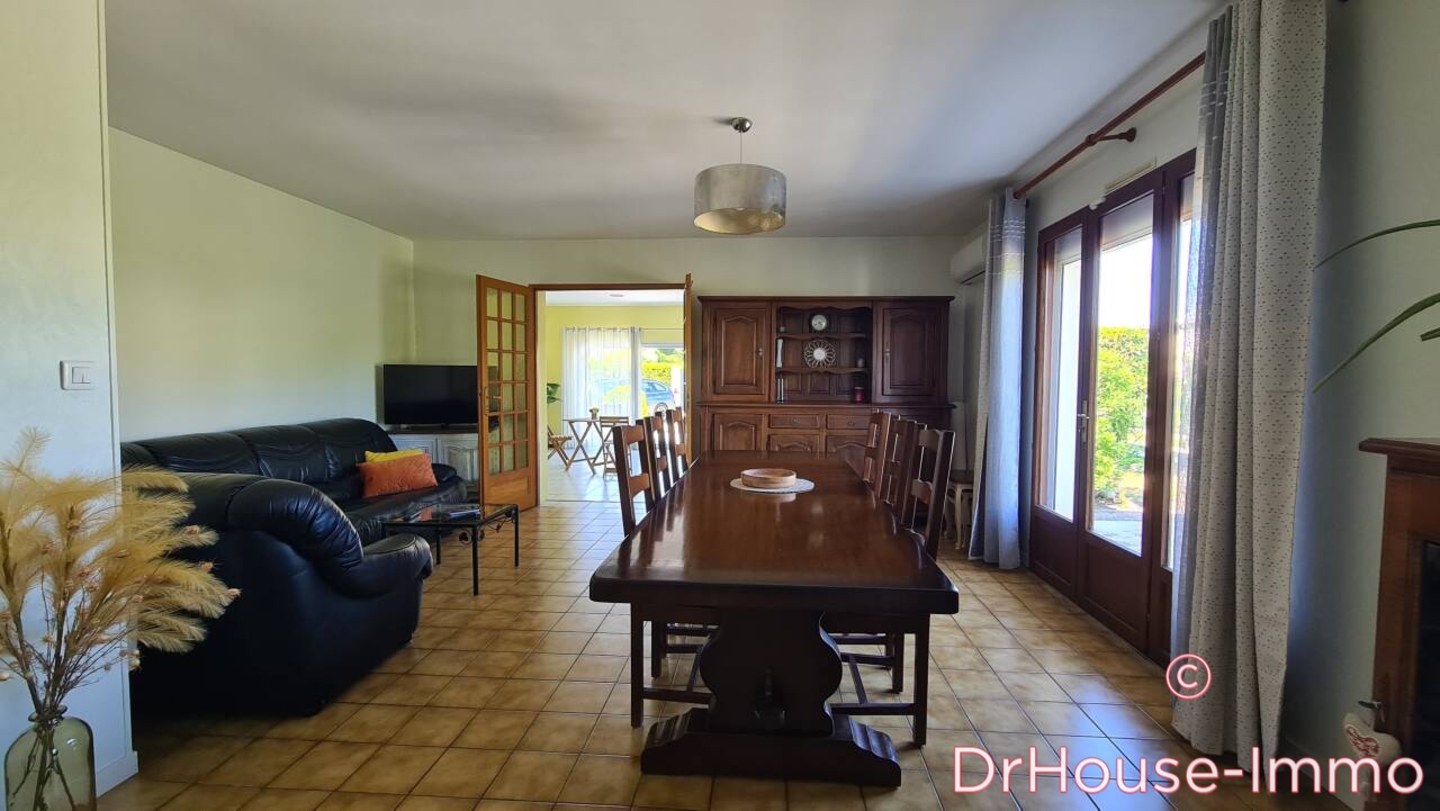 Photo 1 : Vente Maison 5 pièces Ambarès-et-Lagrave 115 m²