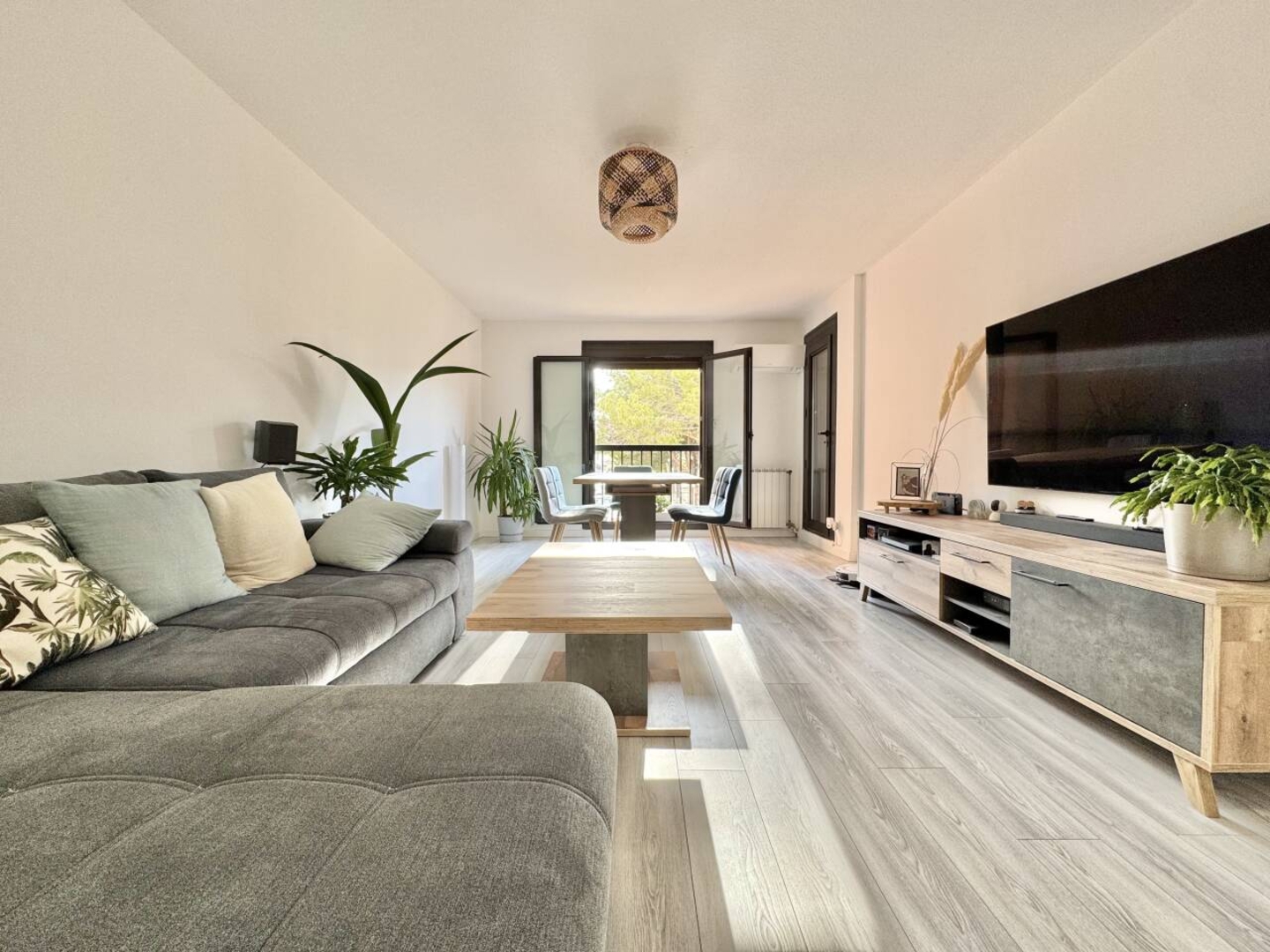 Photo 2 : Vente Appartement 3 pièces Saint-Estève 80 m²