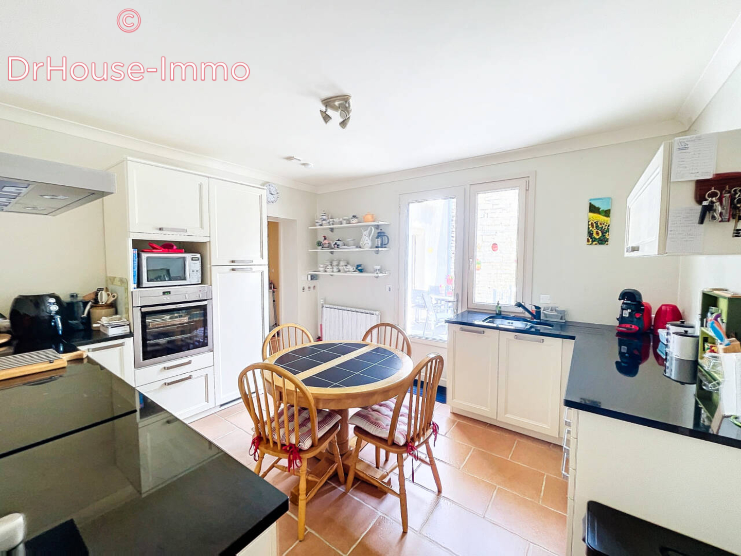 Photo 3 : Vente Maison 7 pièces Mauzé-sur-le-Mignon 166 m²