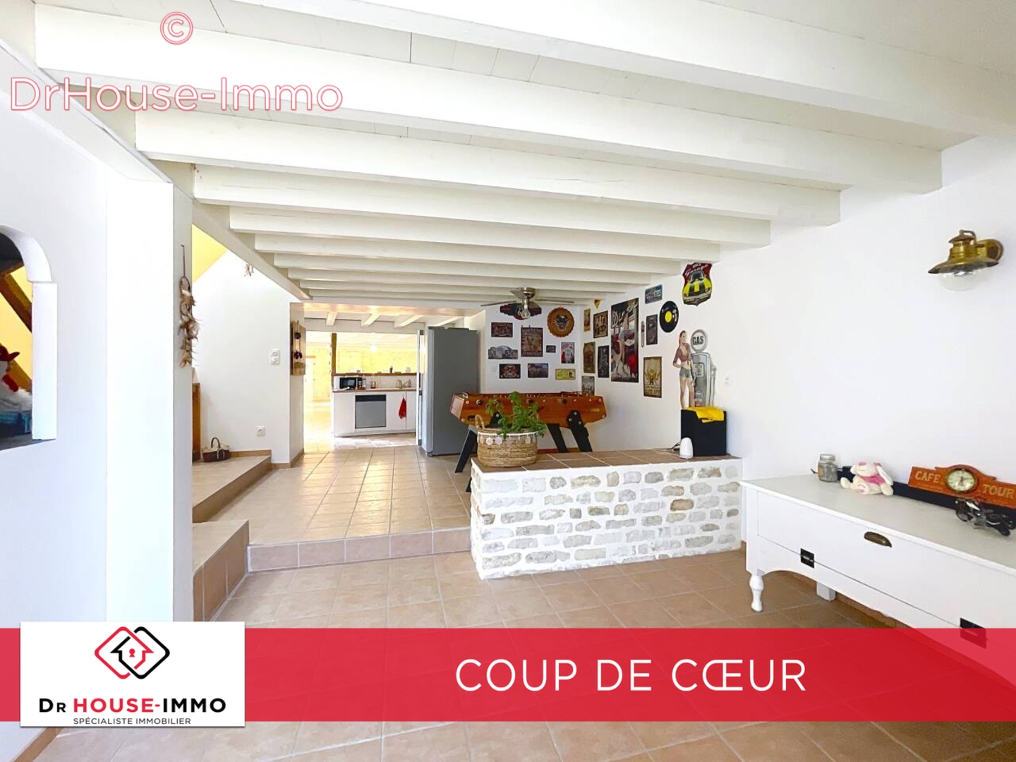 Photo 3 : Vente Maison 10 pièces Surgères 343 m²