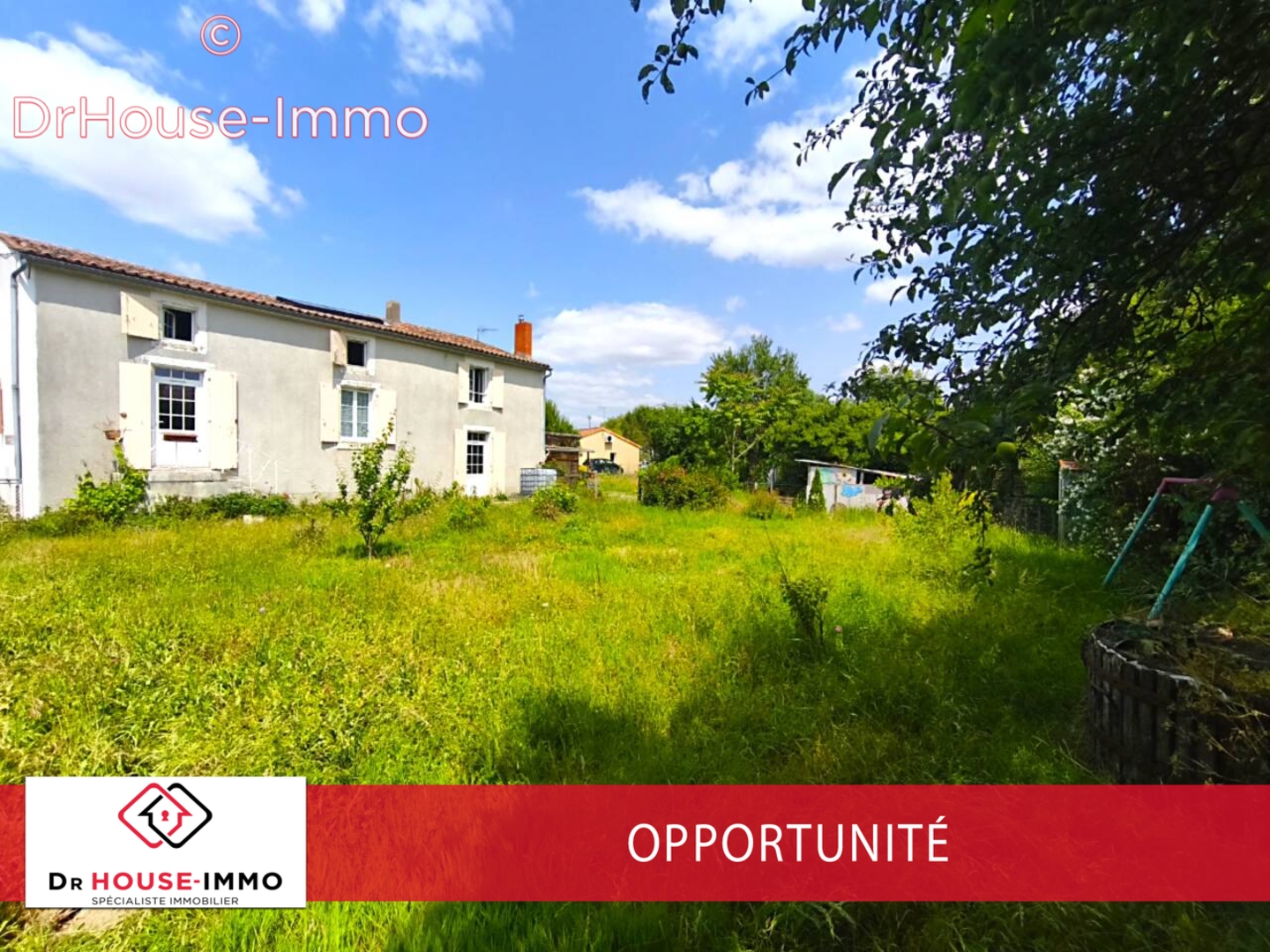 Photo 1 : Vente Maison 6 pièces Le Bourdet 137 m²