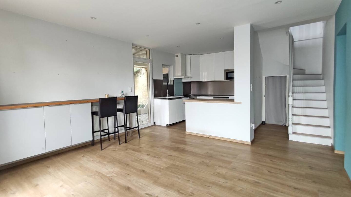 Photo 3 : Vente Maison 6 pièces Saint-Loubès 132 m²