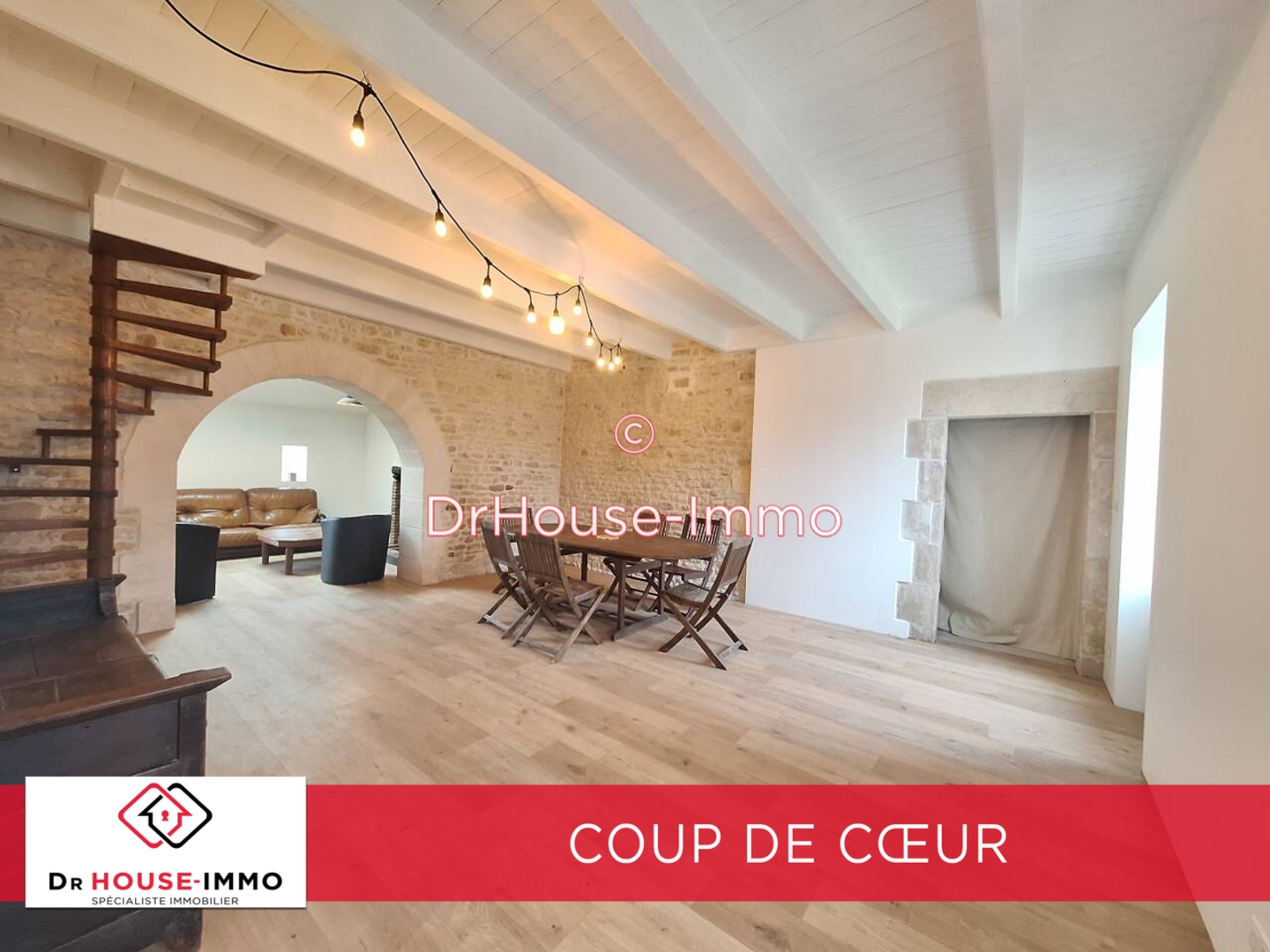 Photo 2 : Vente Maison 8 pièces Puyravault 148 m²