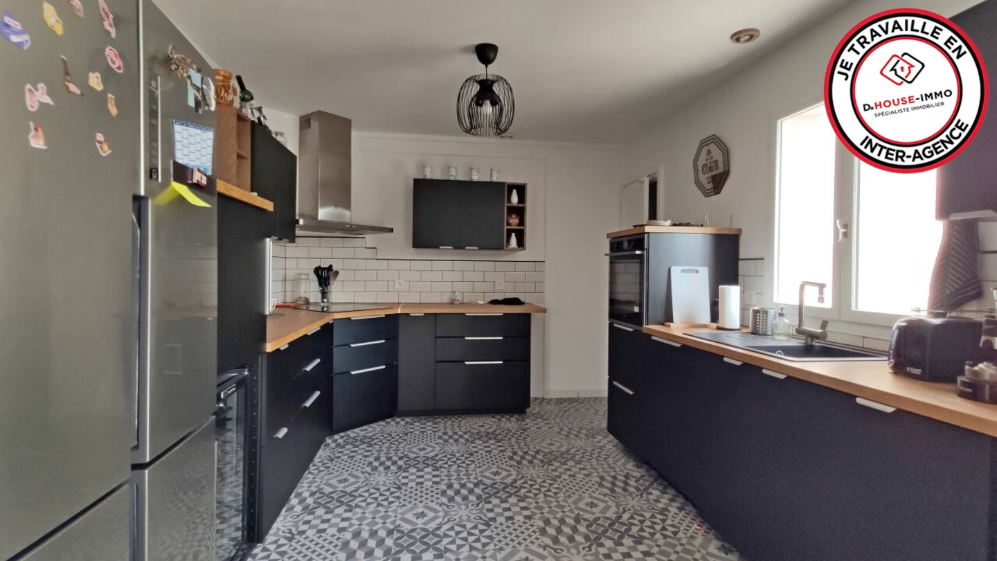 Photo 3 : Vente Maison 7 pièces Ambarès-et-Lagrave 142 m²