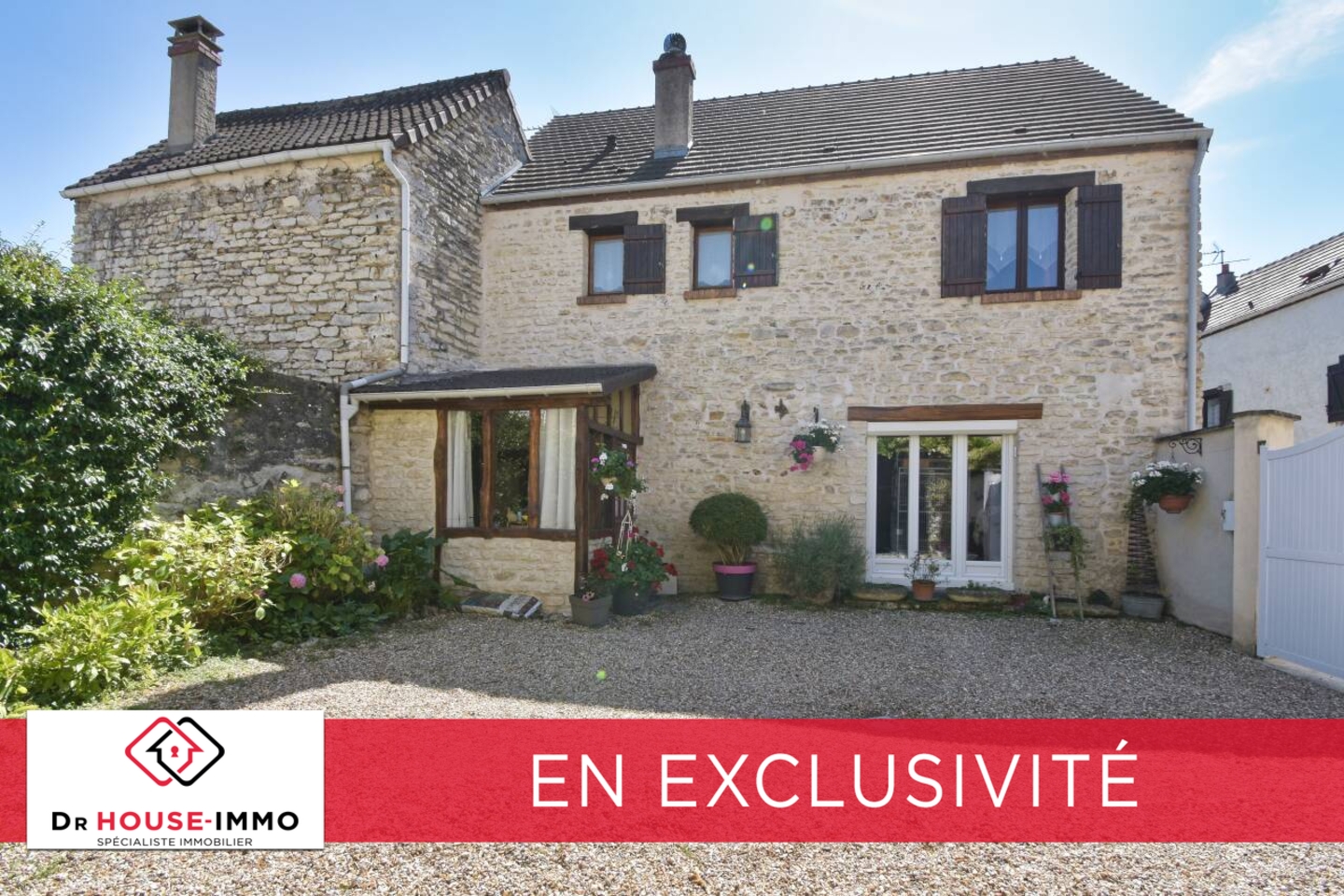 Photo 1 : Vente Maison 6 pièces Issou 130 m²
