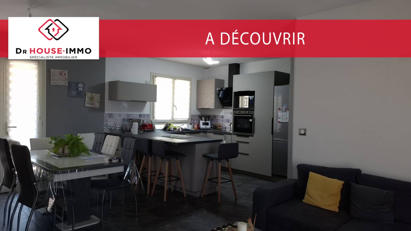 Photo 1 : Vente Maison 5 pièces Ruelle-sur-Touvre 100 m²